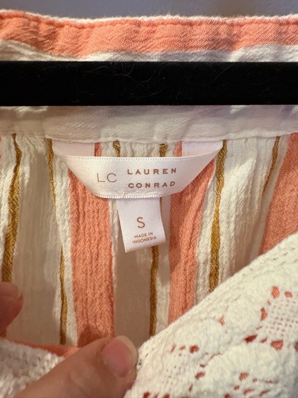LC Lauren Conrad Striped Peasant Blouse Small Coral Cream Crochet Lace Boho - Picture 6 of 8